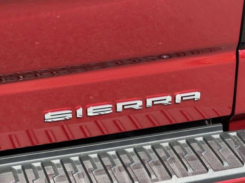 Used 2024 GMC Sierra 1500 Denali image 29