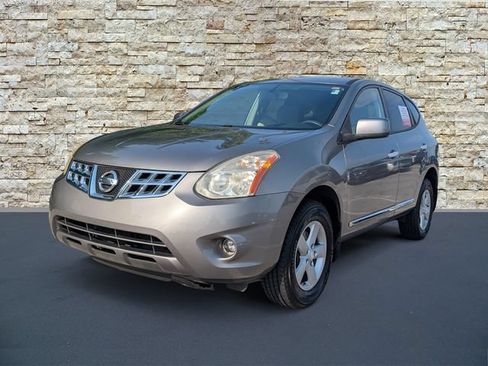 Used 2013 Nissan Rogue S w/ Special Edition Pkg FWD image 5