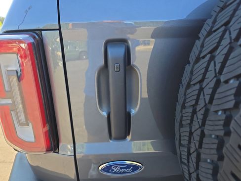 Used 2023 Ford Bronco Big Bend AWD/4WD image 16