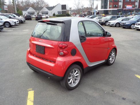 Used 2009 smart fortwo Coupe image 12