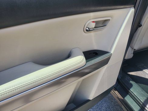 Used 2010 MAZDA CX-9 Grand Touring w/ Moonroof & Bose Audio Pkg FWD image 13