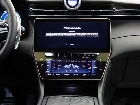 Used 2024 Maserati Grecale GT image 62