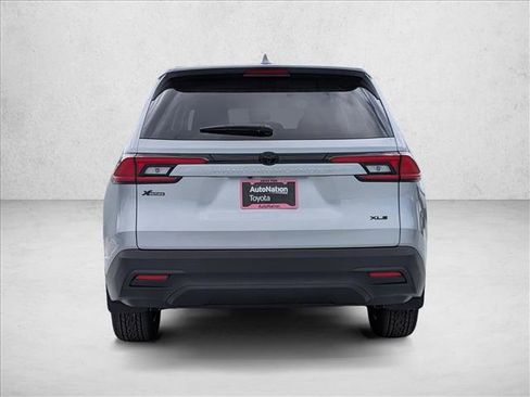 New 2026 Toyota Grand Highlander XLE image 8