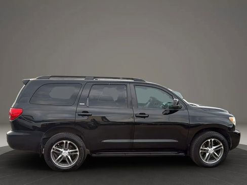 Used 2012 Toyota Sequoia SR5 image 13