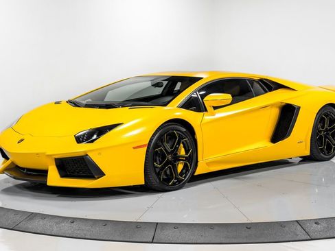 Used 2015 Lamborghini Aventador LP 700-4 AWD/4WD image 7