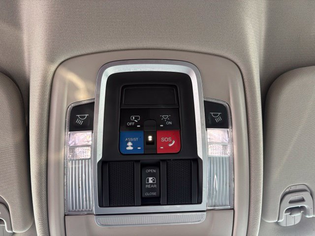 Used 2022 RAM 1500 Laramie AWD/4WD image 20
