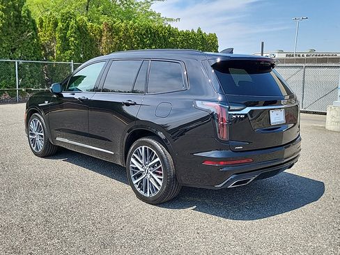 Used 2024 Cadillac XT6 Sport w/ Platinum Package AWD/4WD image 5