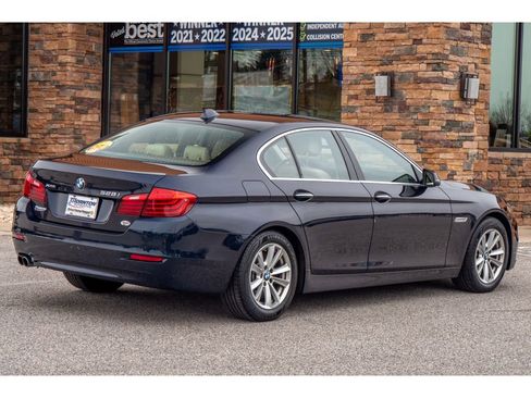 Used 2016 BMW 528i xDrive 528i xDrive image 3