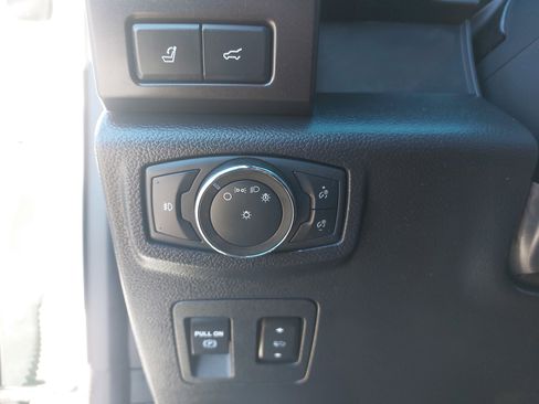 Used 2021 Ford Expedition Max Limited image 28