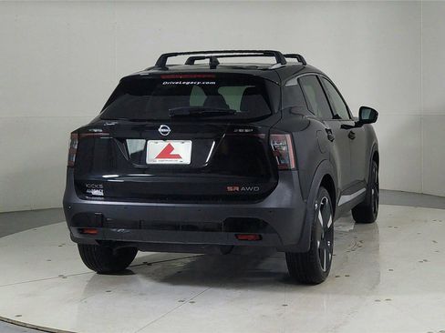 New 2026 Nissan Kicks SR w/ Cold Weather Package image 6