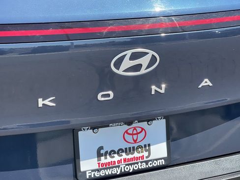 Used 2024 Hyundai Kona SEL AWD/4WD image 28