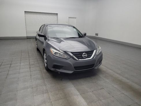 Used 2018 Nissan Altima 2.5 S w/ S Convenience Package FWD image 13