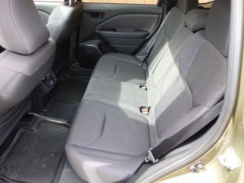 Used 2025 Subaru Forester Premium w/ Convenience Package #1 AWD/4WD image 14