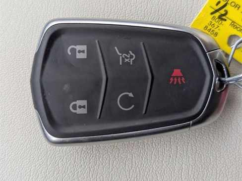 Used 2023 Cadillac XT6 Sport w/ Technology Package image 24