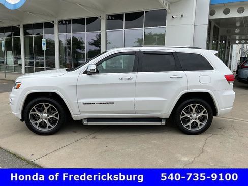 Used 2019 Jeep Grand Cherokee Overland AWD/4WD image 3