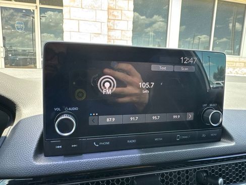 Used 2023 Honda Civic Sport image 14