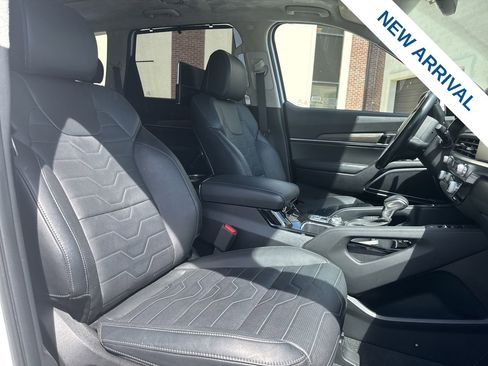 Used 2022 Kia Telluride SX w/ SX Prestige Package image 9