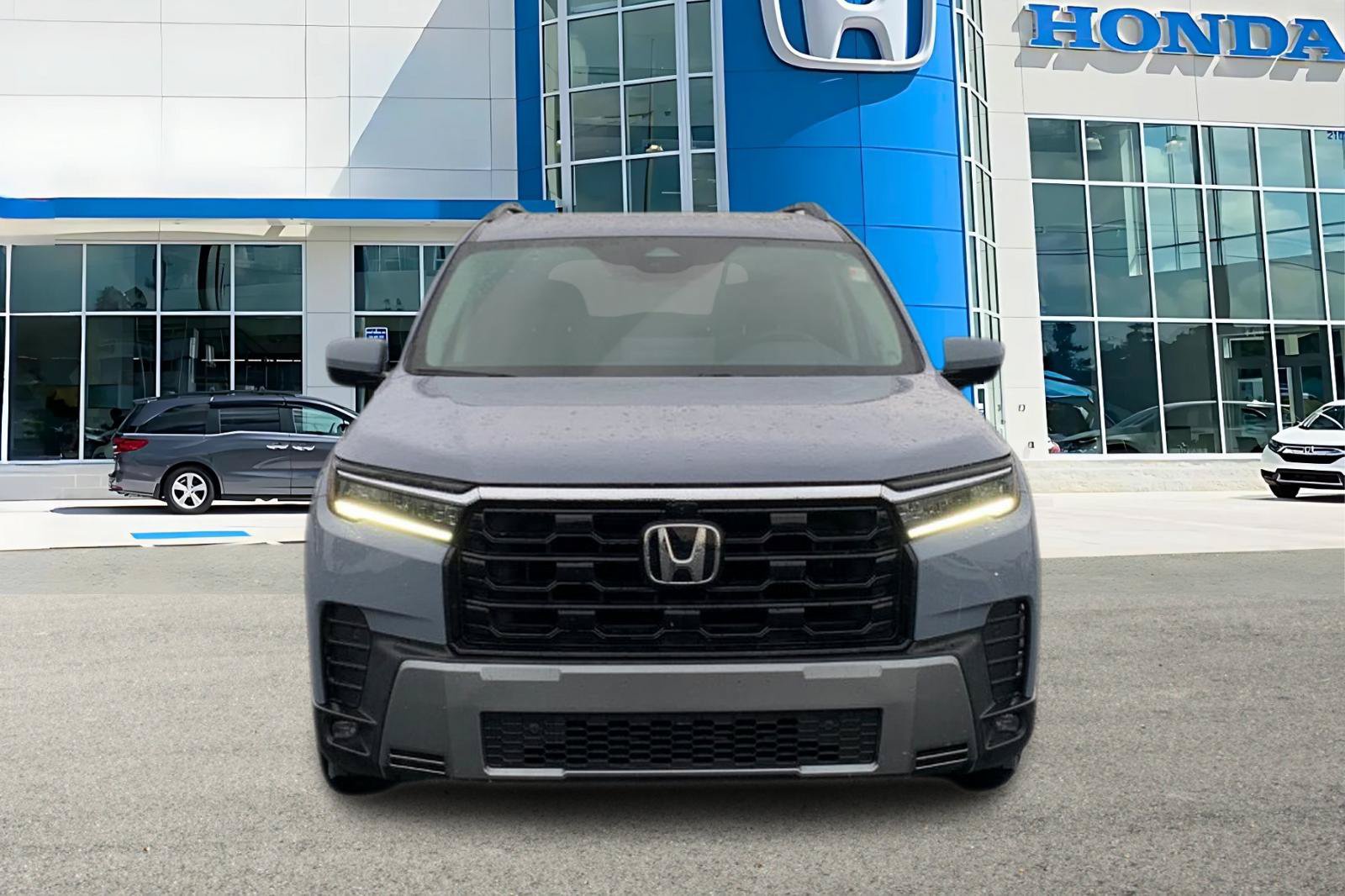 Used 2026 Honda Pilot Elite image 8