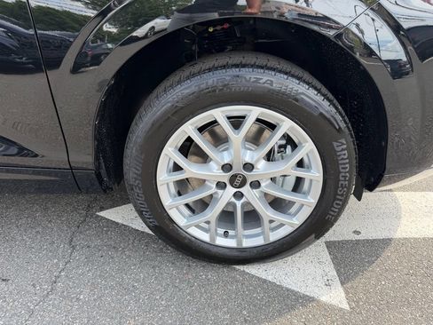 New 2026 Audi Q3 quattro 2.0T AWD/4WD image 11