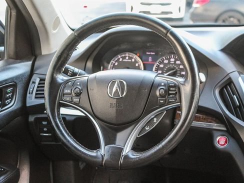 Used 2018 Acura MDX FWD image 15