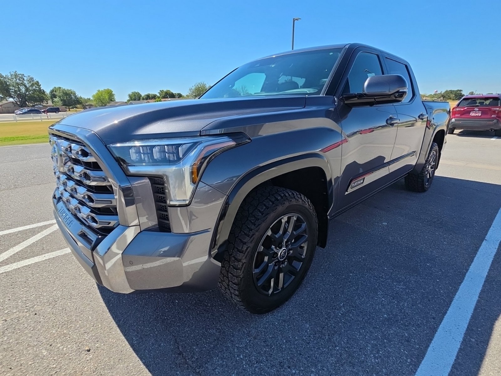 Used 2024 Toyota Tundra Platinum AWD/4WD image 3