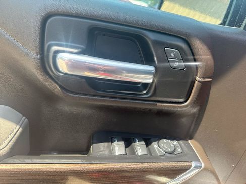 Used 2021 Chevrolet Silverado 1500 LT w/ Texas Edition Plus AWD/4WD image 23