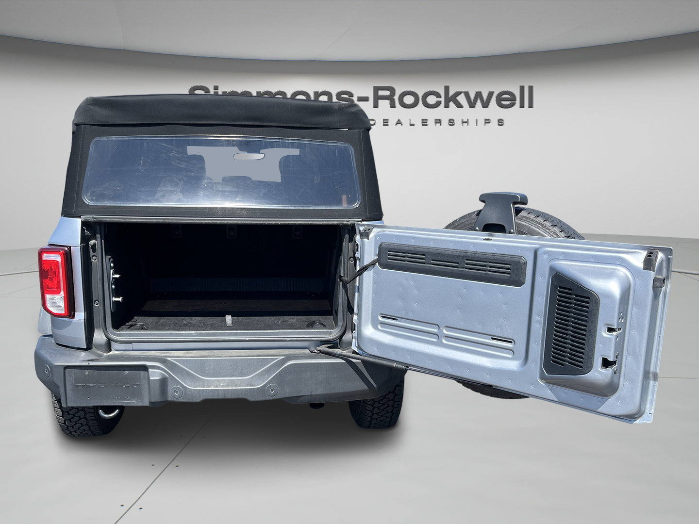 Used 2023 Ford Bronco Big Bend AWD/4WD image 9