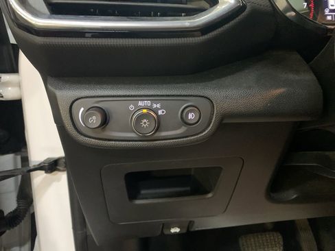 Used 2021 Chevrolet TrailBlazer LT w/ Convenience Package image 28