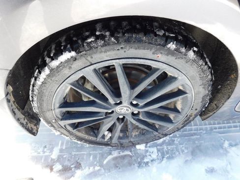 Used 2021 Toyota Camry XSE image 9