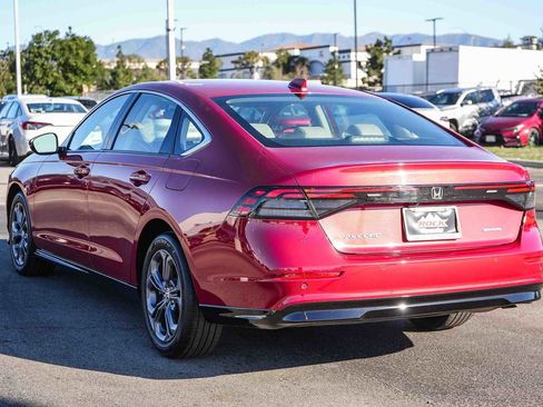 Used 2024 Honda Accord EX-L image 8