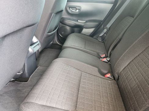 Used 2025 Honda HR-V LX image 28