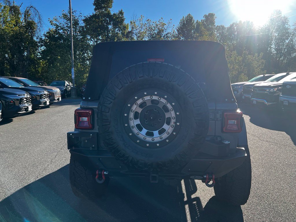 Used 2018 Jeep Wrangler Unlimited Rubicon AWD/4WD image 6