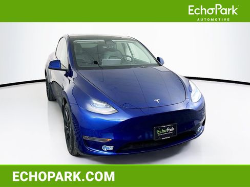 Used 2021 Tesla Model Y Long Range AWD/4WD image 1