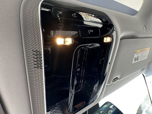 Certified 2024 Mercedes-Benz E 350 4MATIC Sedan w/ Airmatic Package image 33