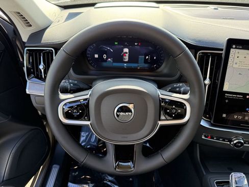 New 2026 Volvo XC90 B6 Ultra w/ Protection Package image 19
