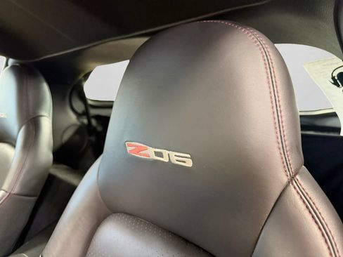 Used 2007 Chevrolet Corvette Z06 w/ Preferred Equipment Group RWD image 39