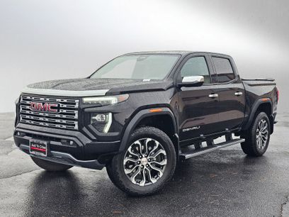 Used 2024 GMC Canyon Denali