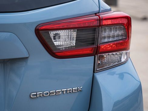 Used 2021 Subaru Crosstrek 2.0i image 6