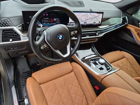 Used 2024 BMW X5 xDrive50e w/ Executive Package AWD/4WD image 10