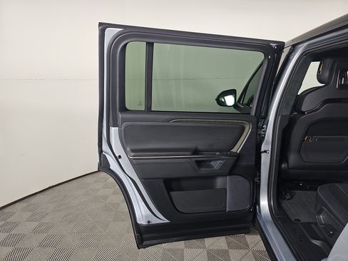 Used 2025 Rivian R1S Adventure image 17