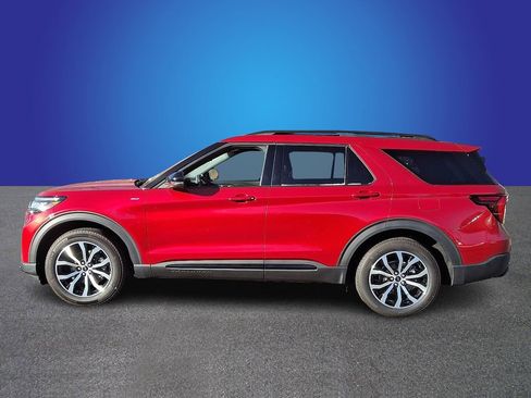Used 2025 Ford Explorer ST-Line image 7
