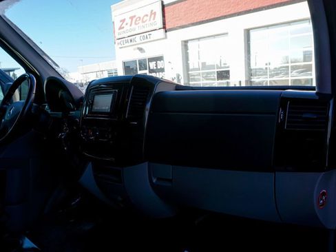 Used 2014 Mercedes-Benz Sprinter 2500 image 68