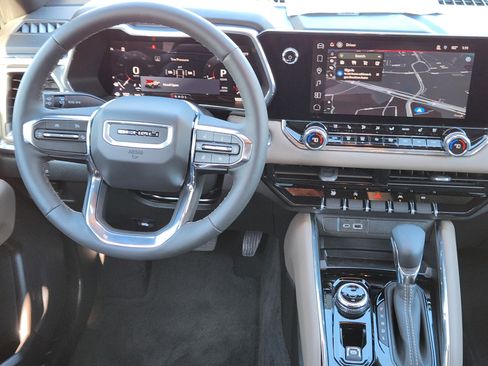 Certified 2026 GMC Canyon Denali image 29