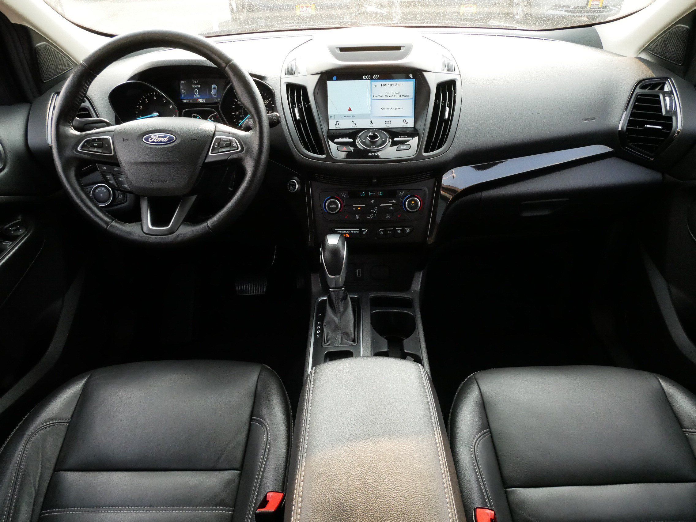 Used 2018 Ford Escape Titanium AWD/4WD image 10