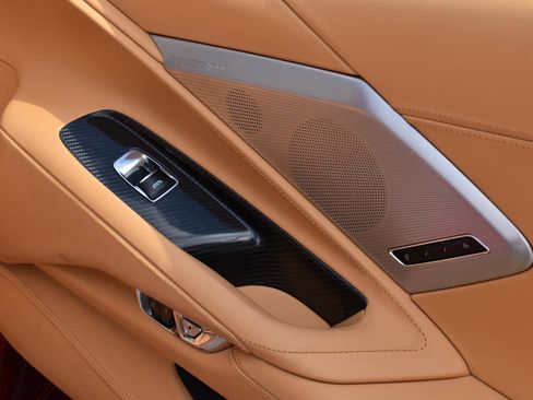 Used 2021 Chevrolet Corvette Stingray Premium Cpe w/ Engine Appearance Package RWD image 42