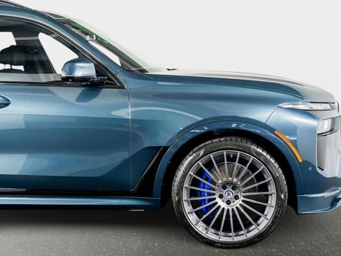 Used 2025 BMW ALPINA XB7 ALPINA XB7 image 4