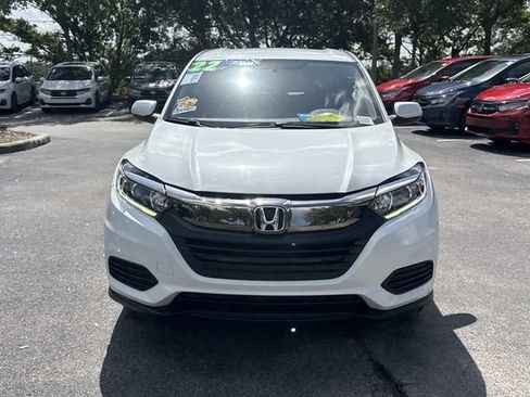 Certified 2022 Honda HR-V LX image 9