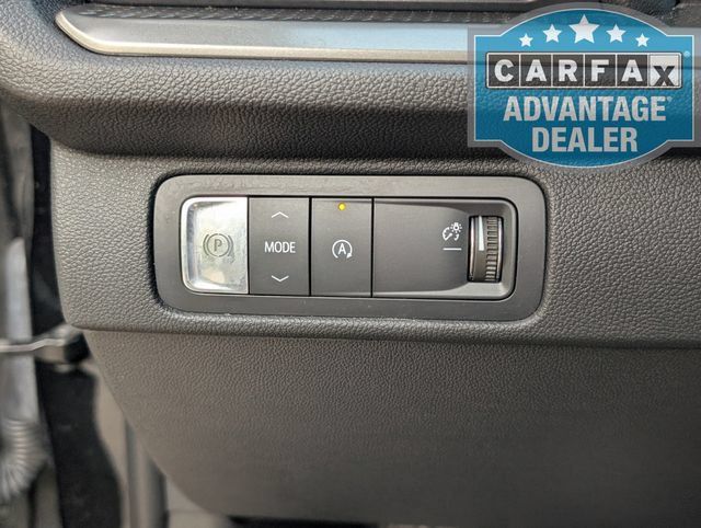 Used 2026 Chevrolet Traverse LT FWD image 16