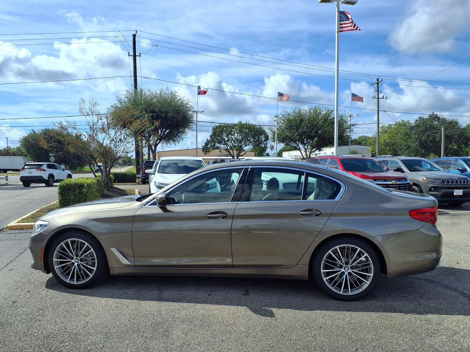 Used 2019 BMW 540i w/ Convenience Package RWD image 24