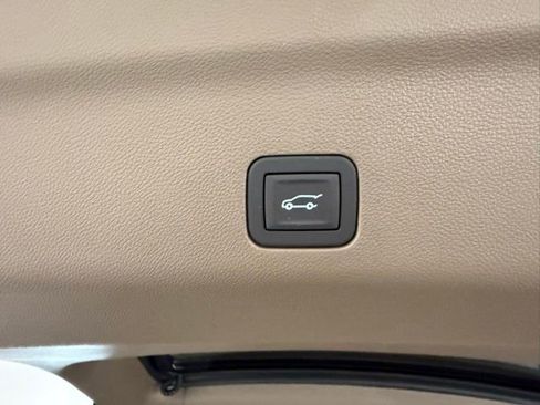 New 2026 GMC Yukon Denali w/ Denali Reserve Package RWD image 11